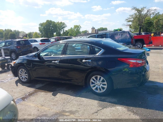 Nissan Altima 2.5 S 2017 1N4AL3APXHC242609 Image 14