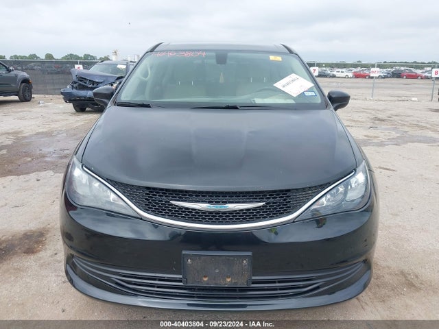 2C4RC1DG7HR609924 Chrysler Pacifica Touring
