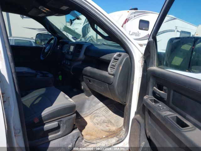 3C6UR5HJ9NG167257 RAM 2500 Tradesman  4x4 8' Box