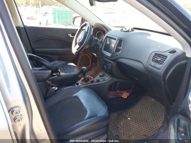 3C4NJDDB1KT668918 Jeep Compass Trailhawk 4x4