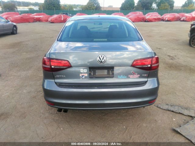 3VW2B7AJ4JM215119 Volkswagen Jetta 1.4t S