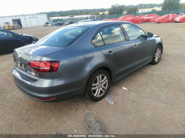 3VW2B7AJ4JM215119 Volkswagen Jetta 1.4t S