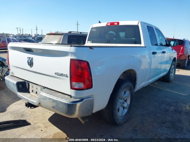 1C6RR7FT2MS537722 RAM 1500 Classic Tradesman Quad Cab 4x4 6'4 Box