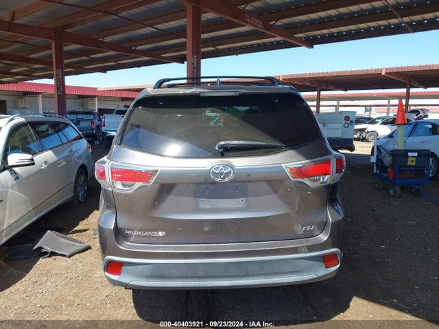 Toyota Highlander Xle V6 2015 5TDKKRFH1FS086879 Image 17