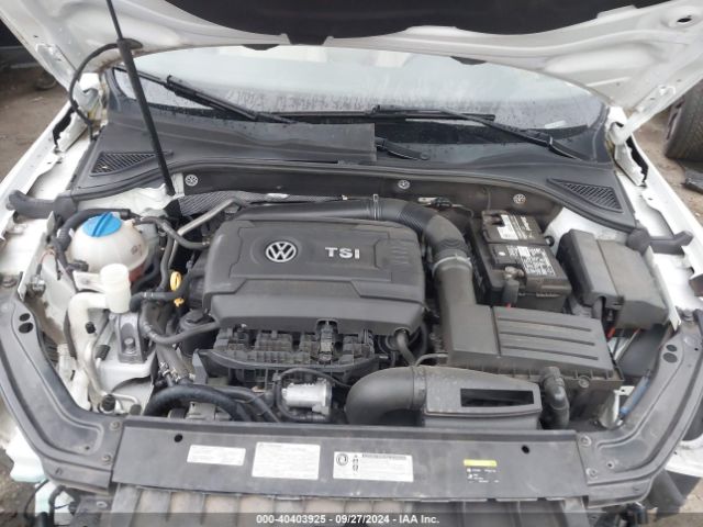 1VWBT7A31HC040290 Volkswagen Passat 1.8t Se