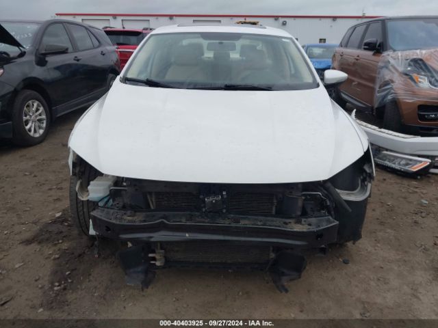 1VWBT7A31HC040290 Volkswagen Passat 1.8t Se