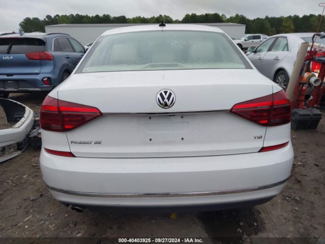 1VWBT7A31HC040290 Volkswagen Passat 1.8t Se