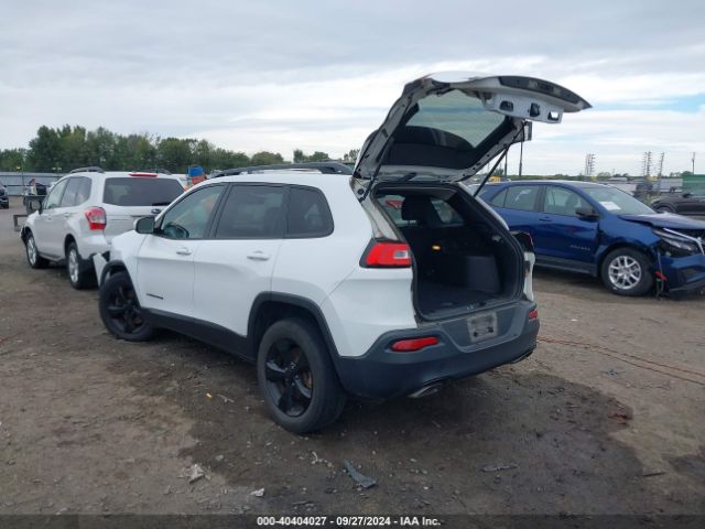 1C4PJMCS8FW764930 Jeep Cherokee Latitude Altitude