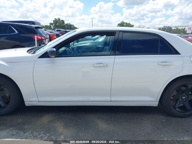 Chrysler 300 300s 2016 2C3CCABG3GH141255 Image 15