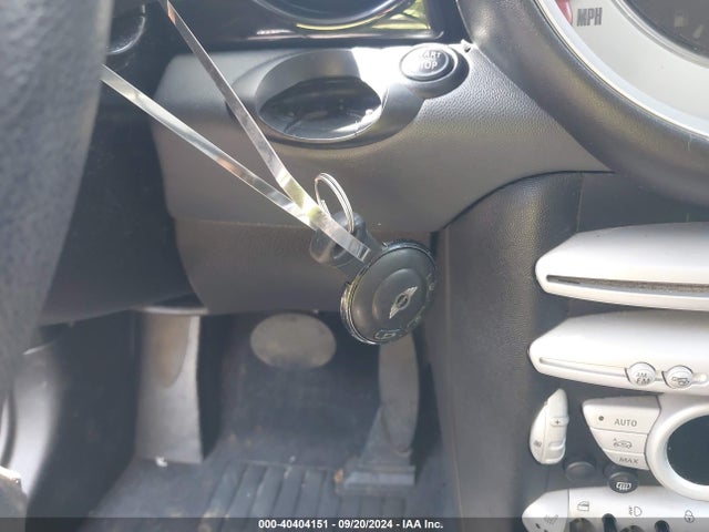 2009 MINI COOPER WMWMF33549TW72824 Photo 10