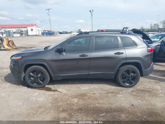 1C4PJLAB3HW593195 Jeep Cherokee Altitude Fwd