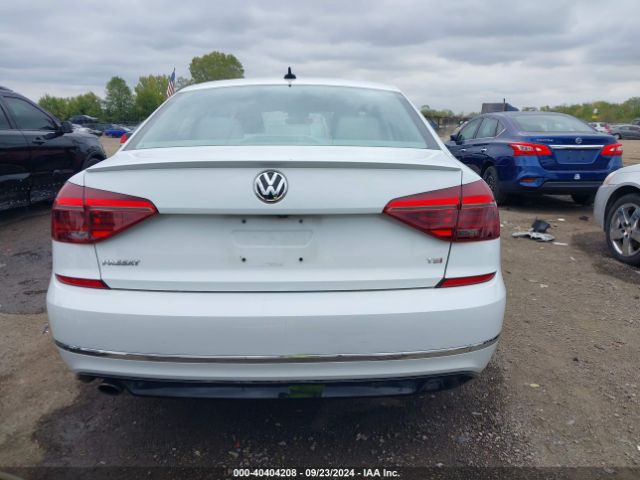 1VWAA7A3XJC020756 Volkswagen Passat 2.0t R-line/2.0t S