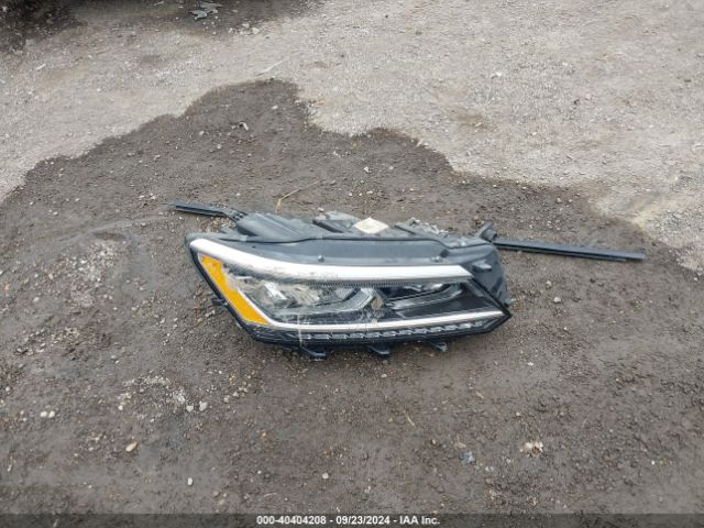 1VWAA7A3XJC020756 Volkswagen Passat 2.0t R-line/2.0t S