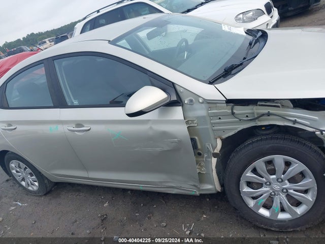 Hyundai ACCENT SE 2019 3KPC24A32KE081021 Image 14