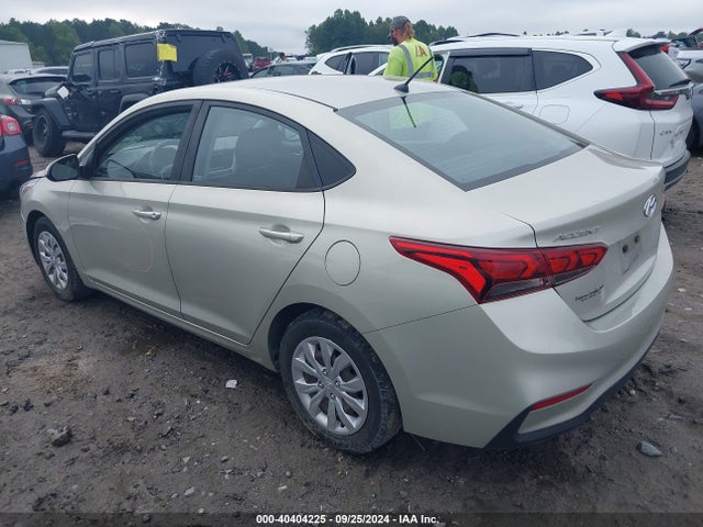 Hyundai ACCENT SE 2019 3KPC24A32KE081021 Image 3