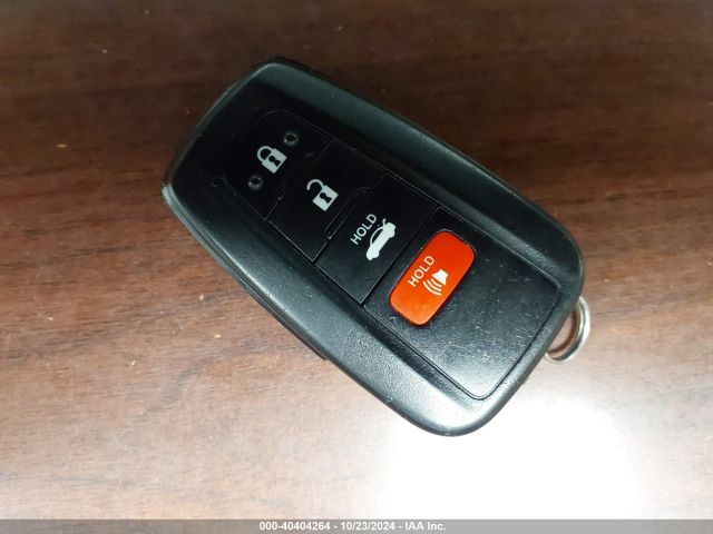 JTDHPRAE9LJ115188 Toyota COROLLA LE