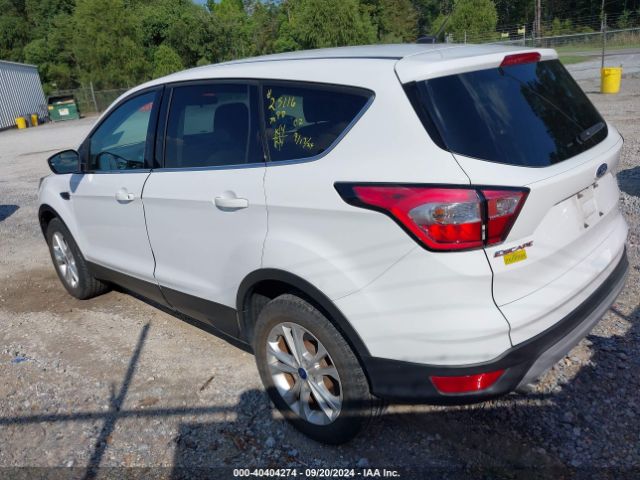 2017 FORD ESCAPE 1FMCU0GD4HUD04765 Photo 2