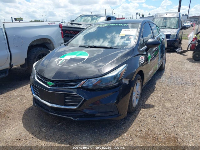 Chevrolet Cruze Lt Auto 2017 1G1BE5SM1H7138455 Image 2