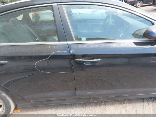5NPE24AF0JH722180 Hyundai SONATA SE