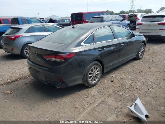 5NPE24AF0JH722180 Hyundai SONATA SE