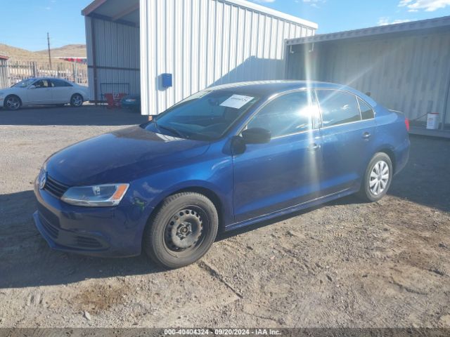 3VW2K7AJXEM319233 Volkswagen Jetta 2.0l S