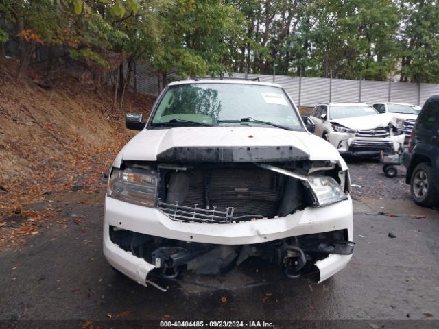 5LMJJ2J51EEL00852 Lincoln Navigator
