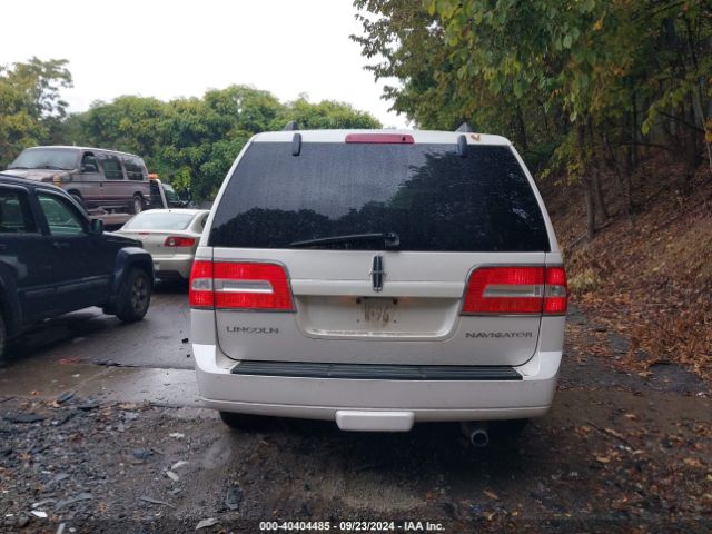 5LMJJ2J51EEL00852 Lincoln Navigator