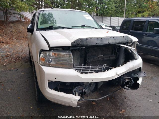 5LMJJ2J51EEL00852 Lincoln Navigator