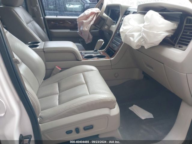 5LMJJ2J51EEL00852 Lincoln Navigator