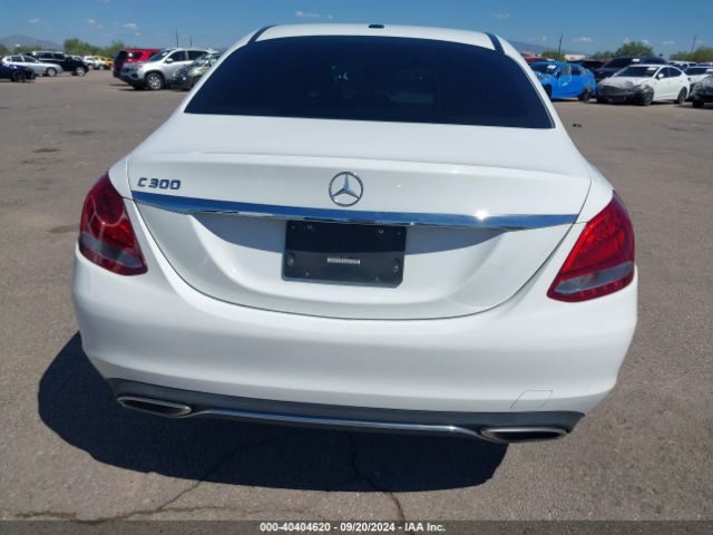 55SWF4JB9GU160646 Mercedes-Benz C 300 Luxury/sport