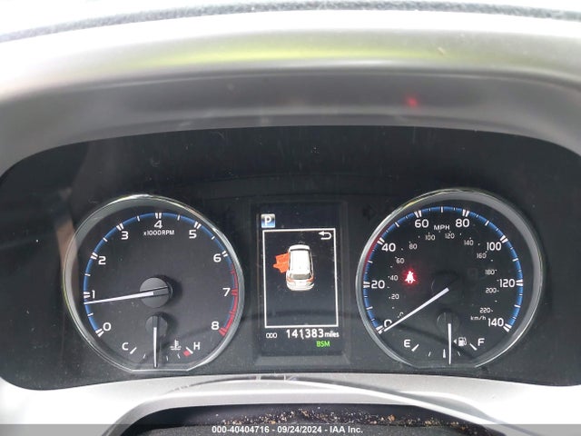 Toyota Rav4 Limited 2018 JTMDFREV0JJ739194 Image 16