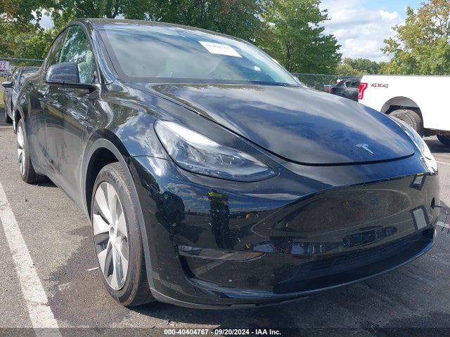 2023 TESLA MODEL Y 7SAYGDEE7PF682531 Photo 0