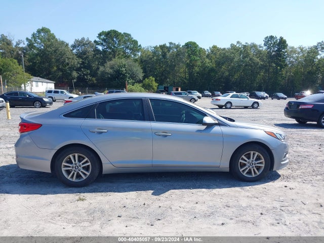 Hyundai Sonata 2017 5NPE24AF6HH517327 Image 13
