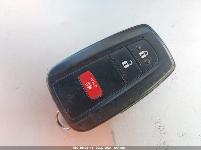 Toyota Prius Three 2016 JTDKARFU9G3025301 Image 11