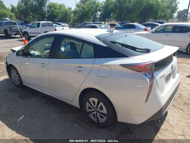 Toyota Prius Three 2016 JTDKARFU9G3025301 Image 3