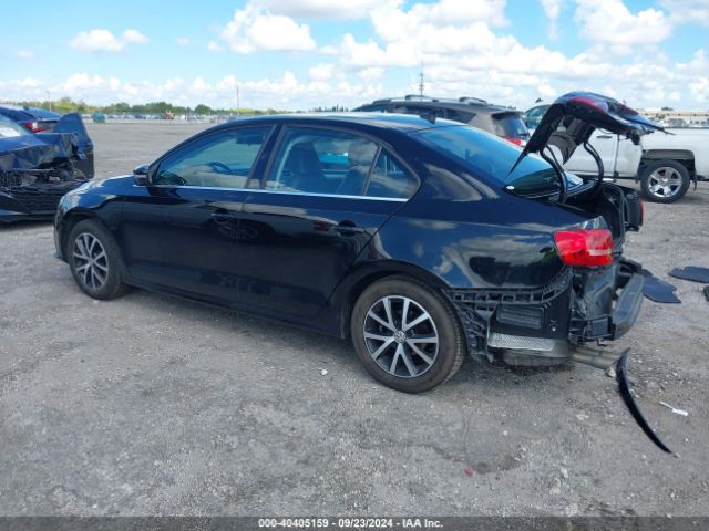 3VWDB7AJ3JM241901 Volkswagen Jetta 1.4t Se/1.4t Wolfsburg Edition