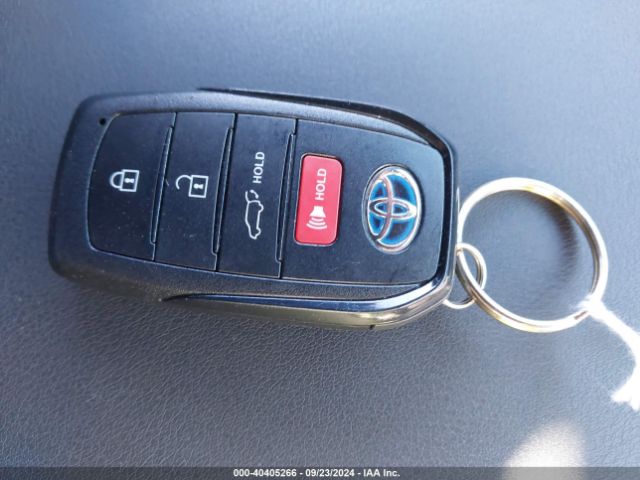 JTEAAAAH9NJ116144 Toyota Venza Xle