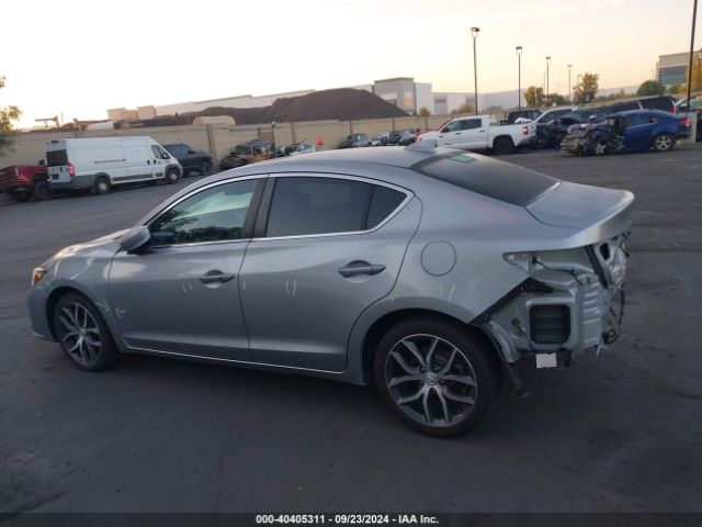 19UDE2F71NA003351 Acura Ilx Premium Package