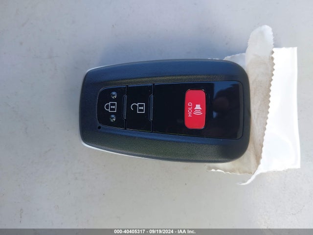 Toyota C-HR XLE 2022 JTNKHMBX4N1131982 Image 11