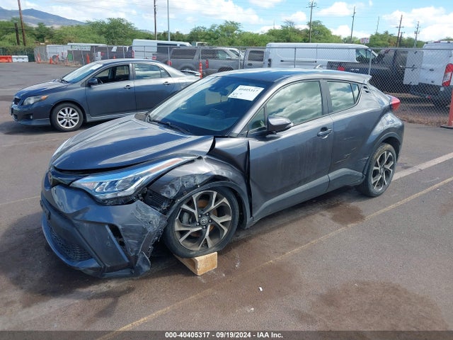 Toyota C-HR XLE 2022 JTNKHMBX4N1131982 Image 2