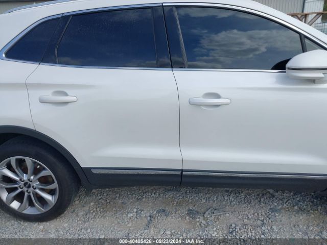 5LMCJ2D9XHUL20356 Lincoln MKC SELECT