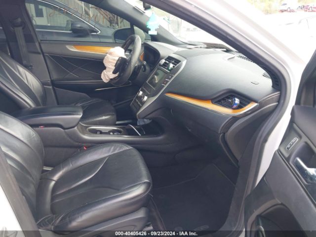 5LMCJ2D9XHUL20356 Lincoln MKC SELECT