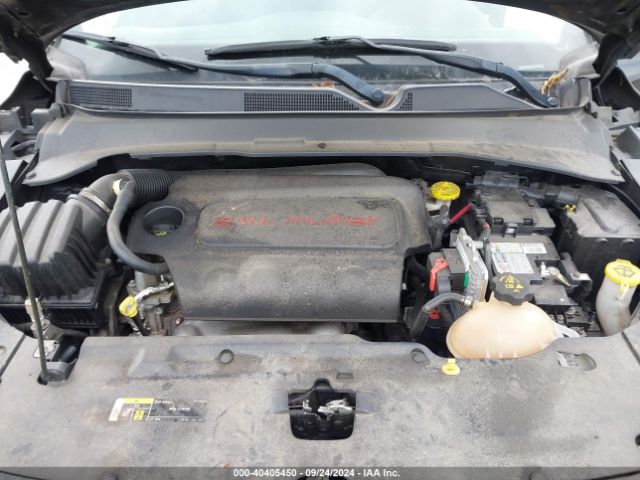 3C4NJDBB9JT282832 Jeep Compass Latitude 4x4