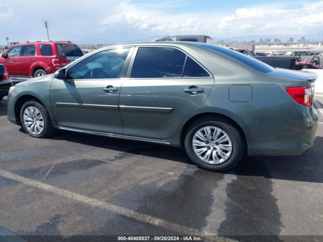 4T4BF1FK2ER433875 Toyota CAMRY LE