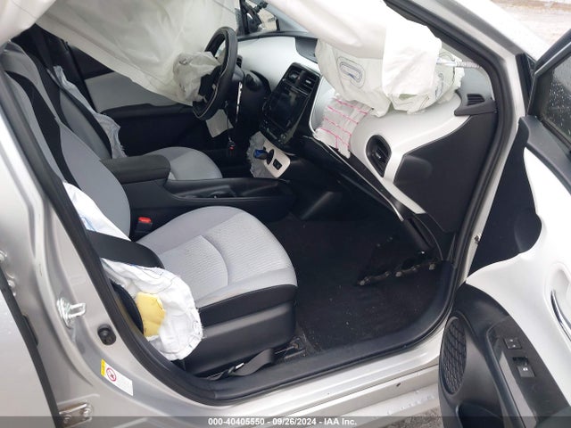 Toyota Prius Two Eco 2016 JTDKARFU7G3505112 Image 5