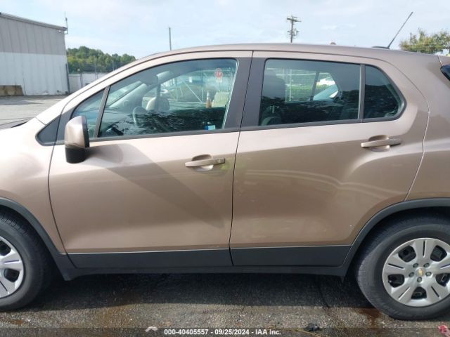 3GNCJKSB3JL299841 Chevrolet TRAX LS