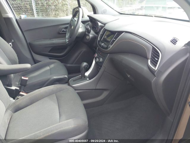 3GNCJKSB3JL299841 Chevrolet TRAX LS