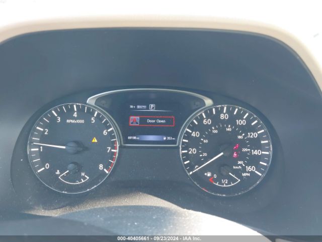 5N1DR2MM1HC673661 Nissan Pathfinder S