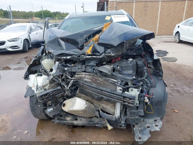 3N1CP5CU1KL526103 Nissan KICKS SR