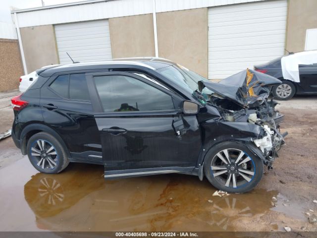 3N1CP5CU1KL526103 Nissan KICKS SR